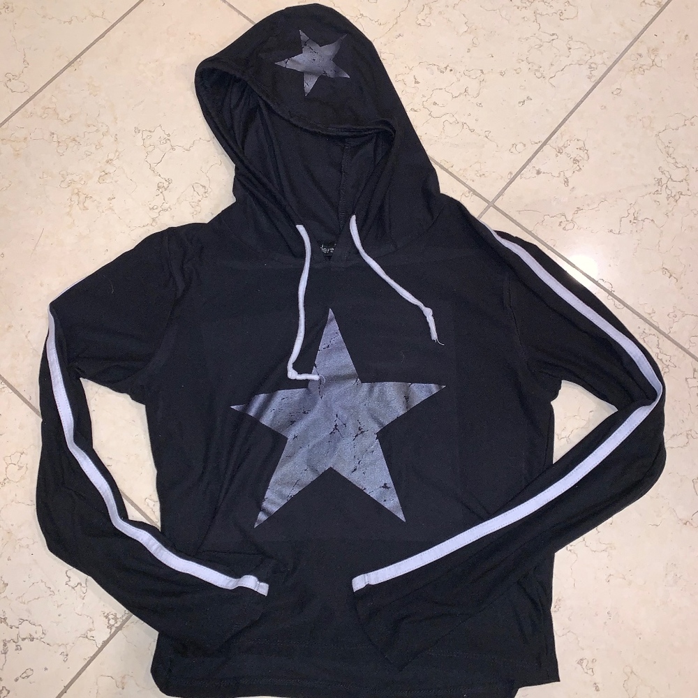 Long Sleeve hooded crop top, black, women